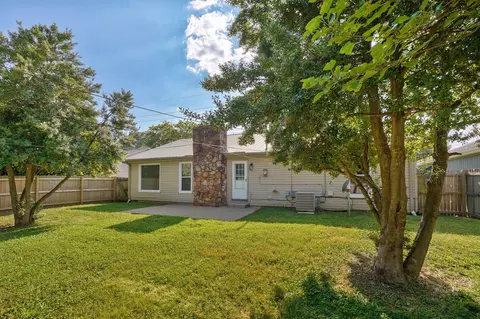 Exterior - 2520 S Fort Ave, Springfield, MO 65807 photo 5 of 7