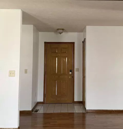Entry Way - 2225 W Rockwood St, Springfield, MO 65807 photo 1 of 5