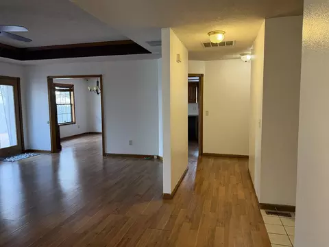 Entry Way - 2225 W Rockwood St, Springfield, MO 65807 photo 4 of 5