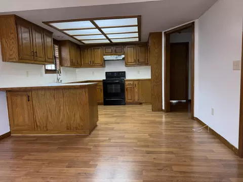 Kitchen - 2225 W Rockwood St, Springfield, MO 65807 photo 1 of 3