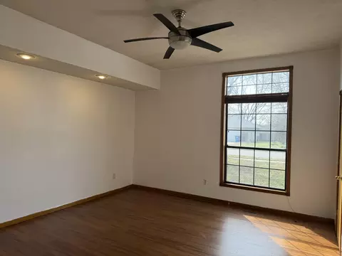 Living - 2225 W Rockwood St, Springfield, MO 65807 photo 4 of 4