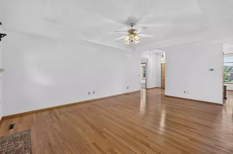 Living - 2259 W Cantebury St, Springfield, MO 65810 photo 4 of 5