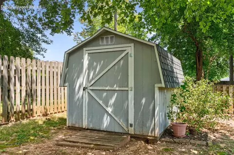 Exterior - 2259 W Cantebury St, Springfield, MO 65810 photo 4 of 6