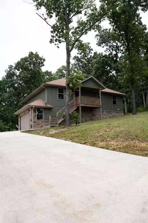 Exterior - 207 Juniper Ave, Cabool, MO 65689 photo 5 of 20