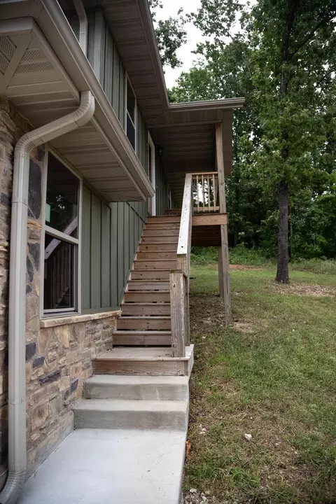 Exterior - 207 Juniper Ave, Cabool, MO 65689 photo 14 of 20