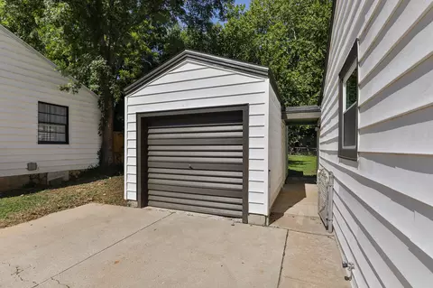 Other - 1637 S Broadway Ave, Springfield, MO 65807 photo 1 of 3