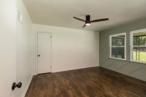 Bedroom - 1637 S Broadway Ave, Springfield, MO 65807 photo 2 of 6