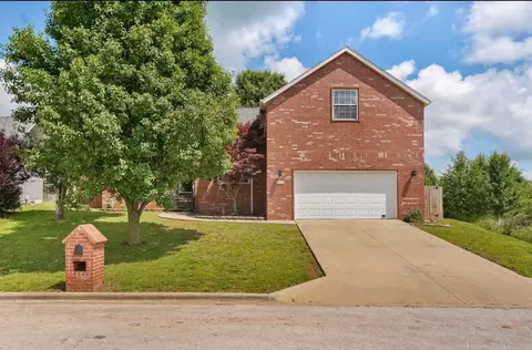 Exterior - 848 S Black Sands Ave, Nixa, MO 65714 photo 2 of 9
