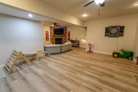 Living - 3326 S Juniper Ave, Springfield, MO 65804 photo 4 of 4