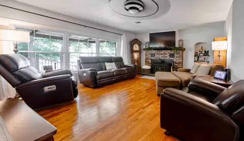 Living - 712 S Gilman Ave, Wheaton, MO 64874 photo 1 of 4