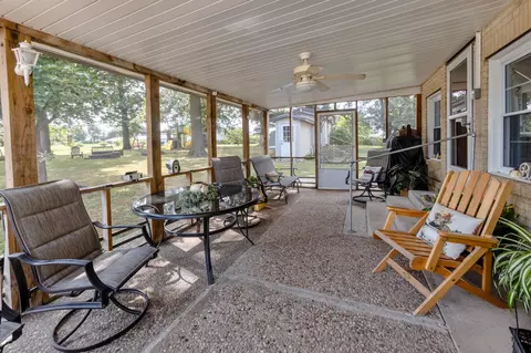 Exterior - 712 S Gilman Ave, Wheaton, MO 64874 photo 5 of 11