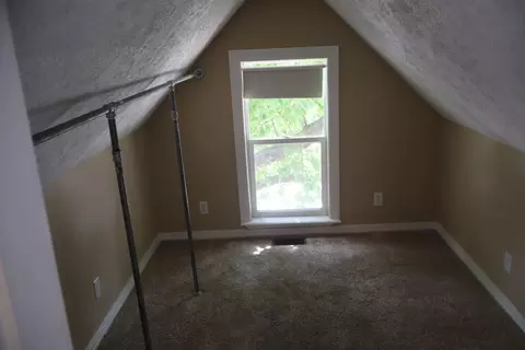 Bedroom - 715 E Lynn St, Springfield, MO 65802 photo 2 of 3
