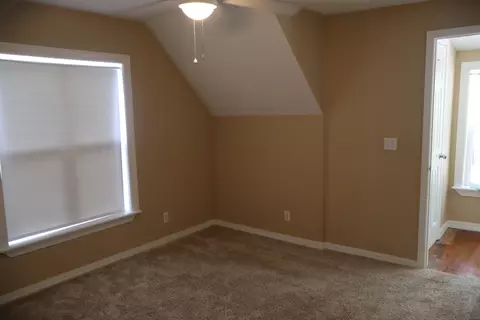 Bedroom - 715 E Lynn St, Springfield, MO 65802 photo 3 of 3