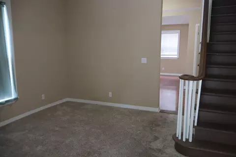 Living - 715 E Lynn St, Springfield, MO 65802 photo 1 of 3