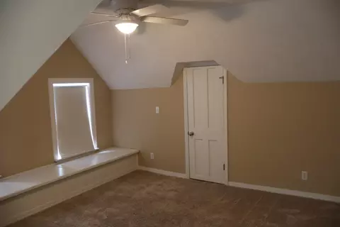 Bedroom - 715 E Lynn St, Springfield, MO 65802 photo 1 of 3