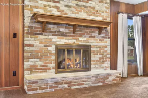 Living - 421 S Troy Ave, Springfield, MO 65802 photo 7 of 7