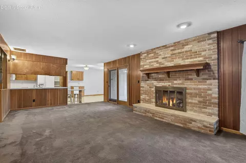 Living - 421 S Troy Ave, Springfield, MO 65802 photo 6 of 7