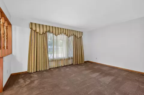 Living - 421 S Troy Ave, Springfield, MO 65802 photo 2 of 7