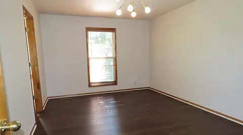 Bedroom - 3877 S Cottage Ave, Springfield, MO 65807 photo 1 of 1