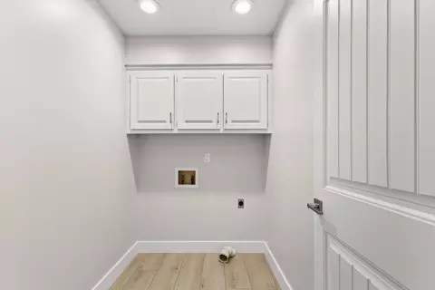 Other - 4081 E Kingsbury St, Springfield, MO 65809 photo 5 of 9