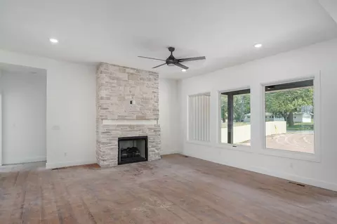 2938 W Marty St, Springfield, MO 65810 photo 4