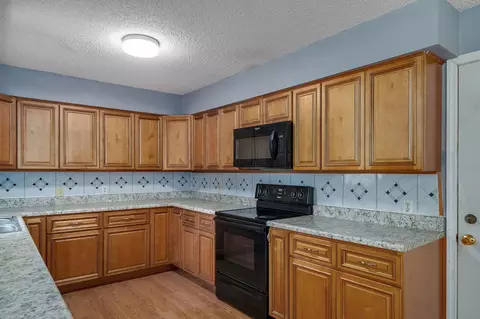 Kitchen - 1956 E Greenview St, Springfield, MO 65803 photo 1 of 2