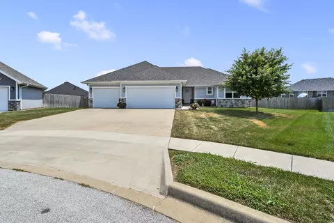 Exterior - 1682 Ft Sumter Ct, Republic, MO 65738 photo 9 of 9