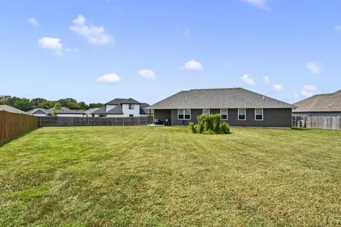 Exterior - 1682 Ft Sumter Ct, Republic, MO 65738 photo 6 of 9