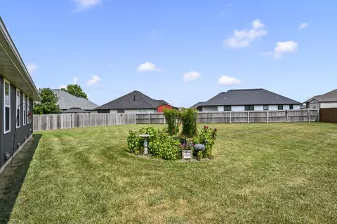 Exterior - 1682 Ft Sumter Ct, Republic, MO 65738 photo 7 of 9