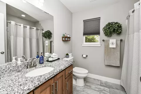 Bath - 1682 Ft Sumter Ct, Republic, MO 65738 photo 2 of 4