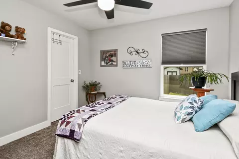 Bedroom - 1682 Ft Sumter Ct, Republic, MO 65738 photo 5 of 5