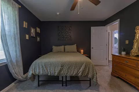 Bedroom - 4221 W La Siesta Pl, Springfield, MO 65802 photo 4 of 4