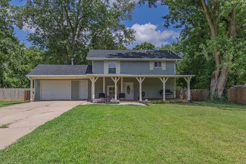 Exterior - 4221 W La Siesta Pl, Springfield, MO 65802 photo 2 of 11