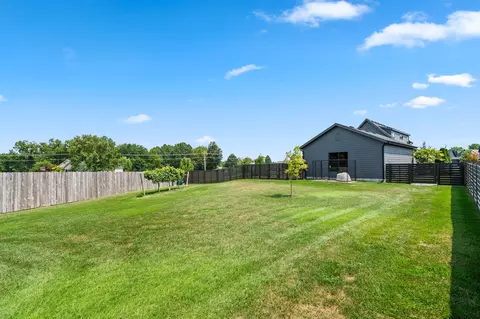 Exterior - 1085 E Valley Trail Dr, Republic, MO 65738 photo 13 of 15