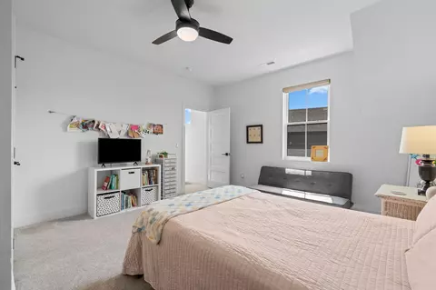 Bedroom - 1085 E Valley Trail Dr, Republic, MO 65738 photo 5 of 7