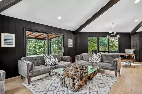 Living - 26963 Cottage Ln, Shell Knob, MO 65747 photo 3 of 10