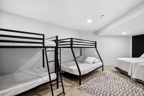 Bedroom - 26963 Cottage Ln, Shell Knob, MO 65747 photo 5 of 6