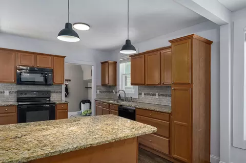 526 S Mccanse St, Mount Vernon, MO 65712