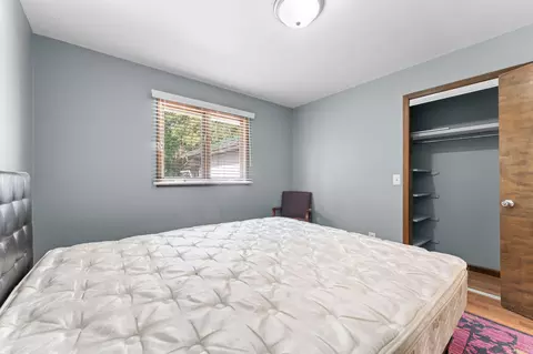 Bedroom - 364 Curtis Dr, Forsyth, MO 65653 photo 6 of 8