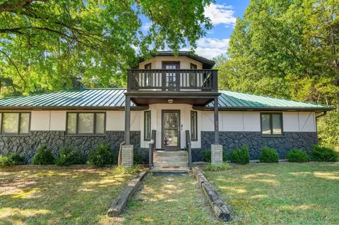 Exterior - 364 Curtis Dr, Forsyth, MO 65653 photo 4 of 15