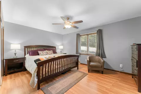 Bedroom - 364 Curtis Dr, Forsyth, MO 65653 photo 2 of 8