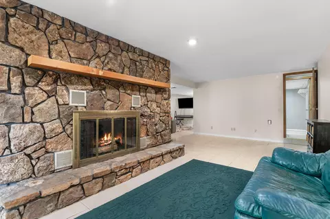 Living - 364 Curtis Dr, Forsyth, MO 65653 photo 4 of 5