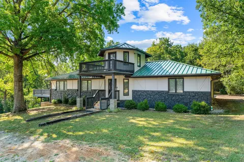 Exterior - 364 Curtis Dr, Forsyth, MO 65653 photo 2 of 15