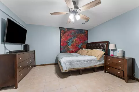 Bedroom - 364 Curtis Dr, Forsyth, MO 65653 photo 7 of 8