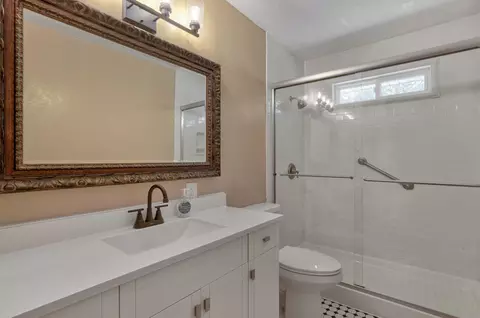 Bath - 205 Kings Dr, Willard, MO 65781 photo 3 of 3
