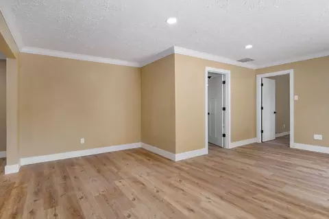 Living - 205 Kings Dr, Willard, MO 65781 photo 5 of 7