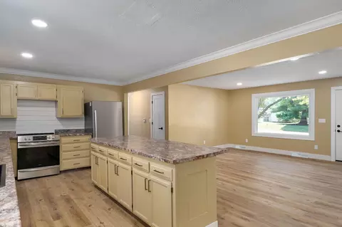 Other - 205 Kings Dr, Willard, MO 65781 photo 1 of 4