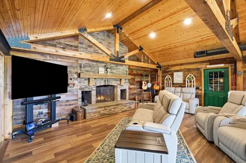 Living - 7802 779 2070, Purdy, MO 65734 photo 4 of 4