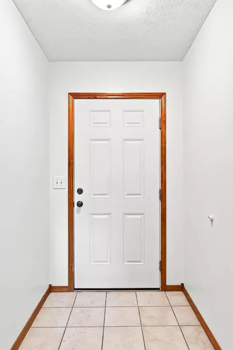 Entry Way - 3618 W Vincent Dr, Springfield, MO 65810 photo 1 of 1