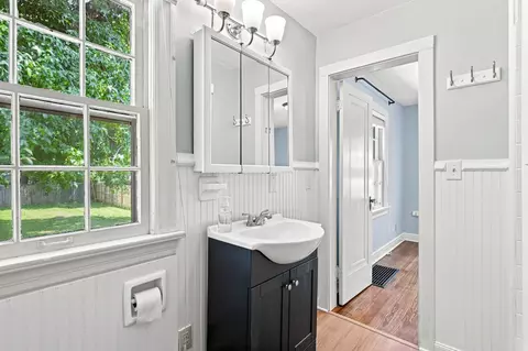 Bath - 1113 E Washita St, Springfield, MO 65807 photo 1 of 3